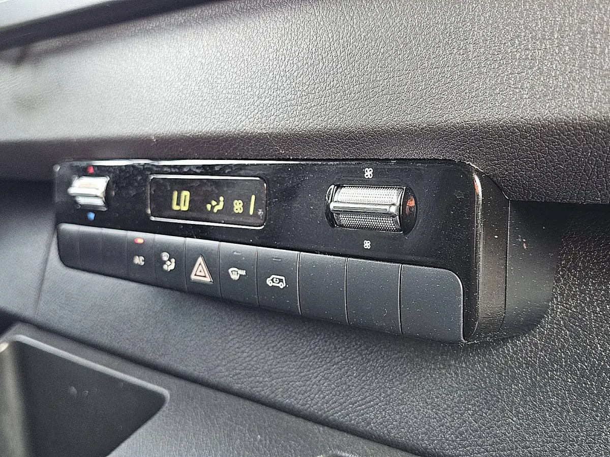 315 L3H2 Mbux Navi Automaat Airco Camera 3-Zits/ Leer Euro6!