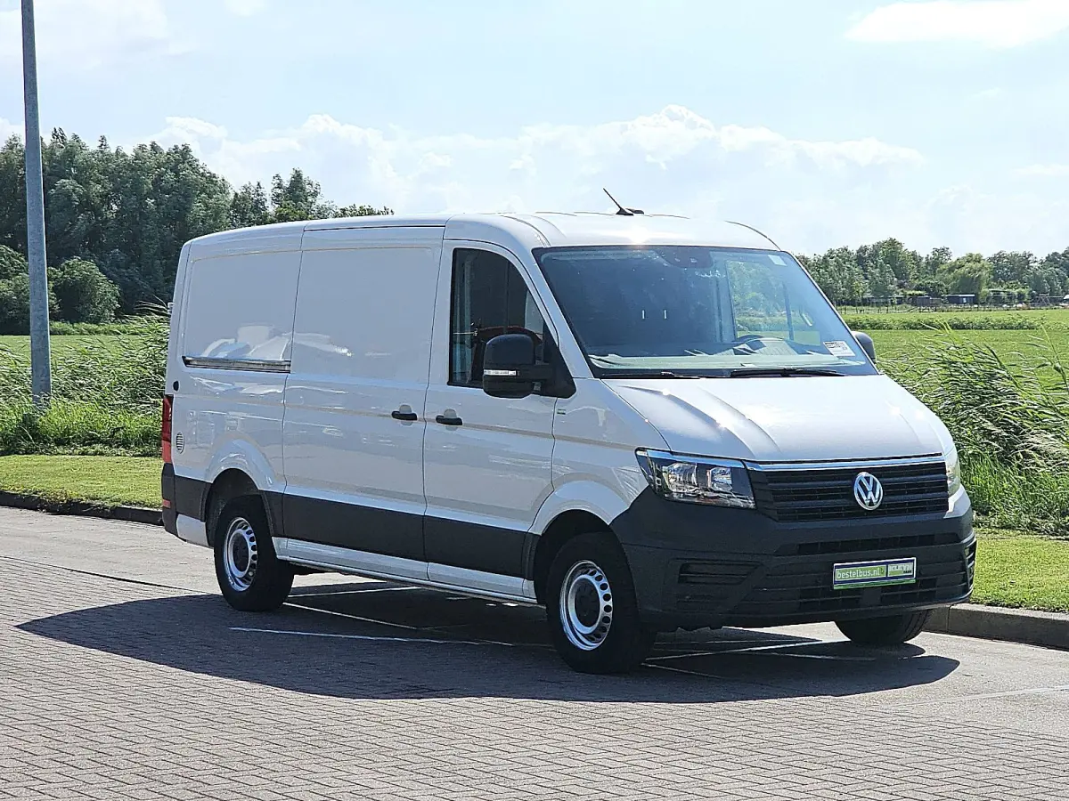 2.0 TDI L3H2 Airco | Carplay | Android Auto | Parkeersensoren voor+achter | Voorruitverwarming