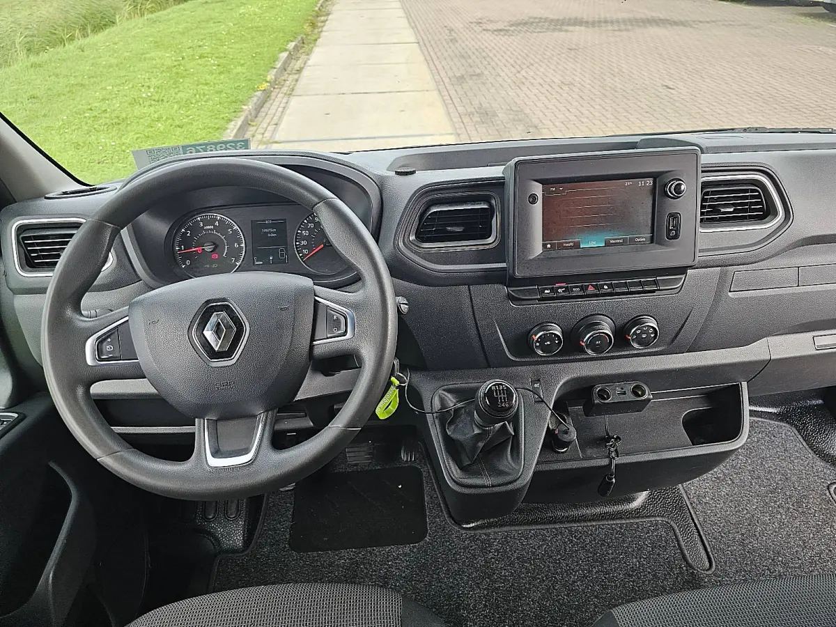 T35 2.3 dCi 150 L3H2 Energy Comfort Cruise control, Airco, Pdc, Navi