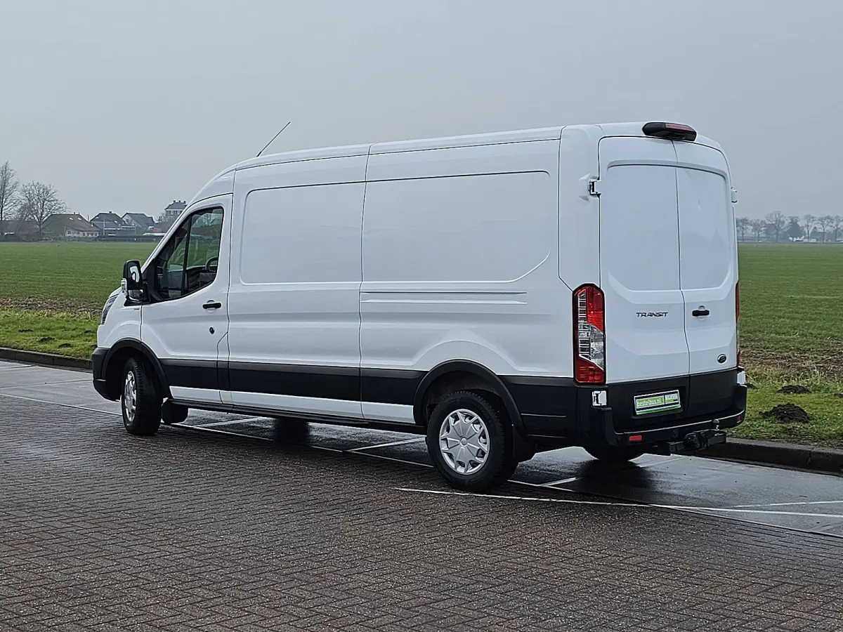 350 2.0 TDCI L3H2 airco, navi, pdc, camera, trekhaak, cruise