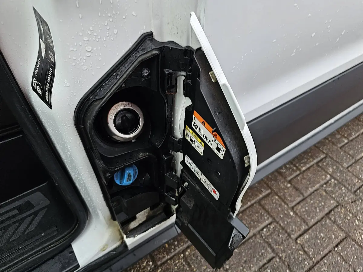 350 2.0 TDCI L3H2 airco, navi, pdc, camera, trekhaak, cruise