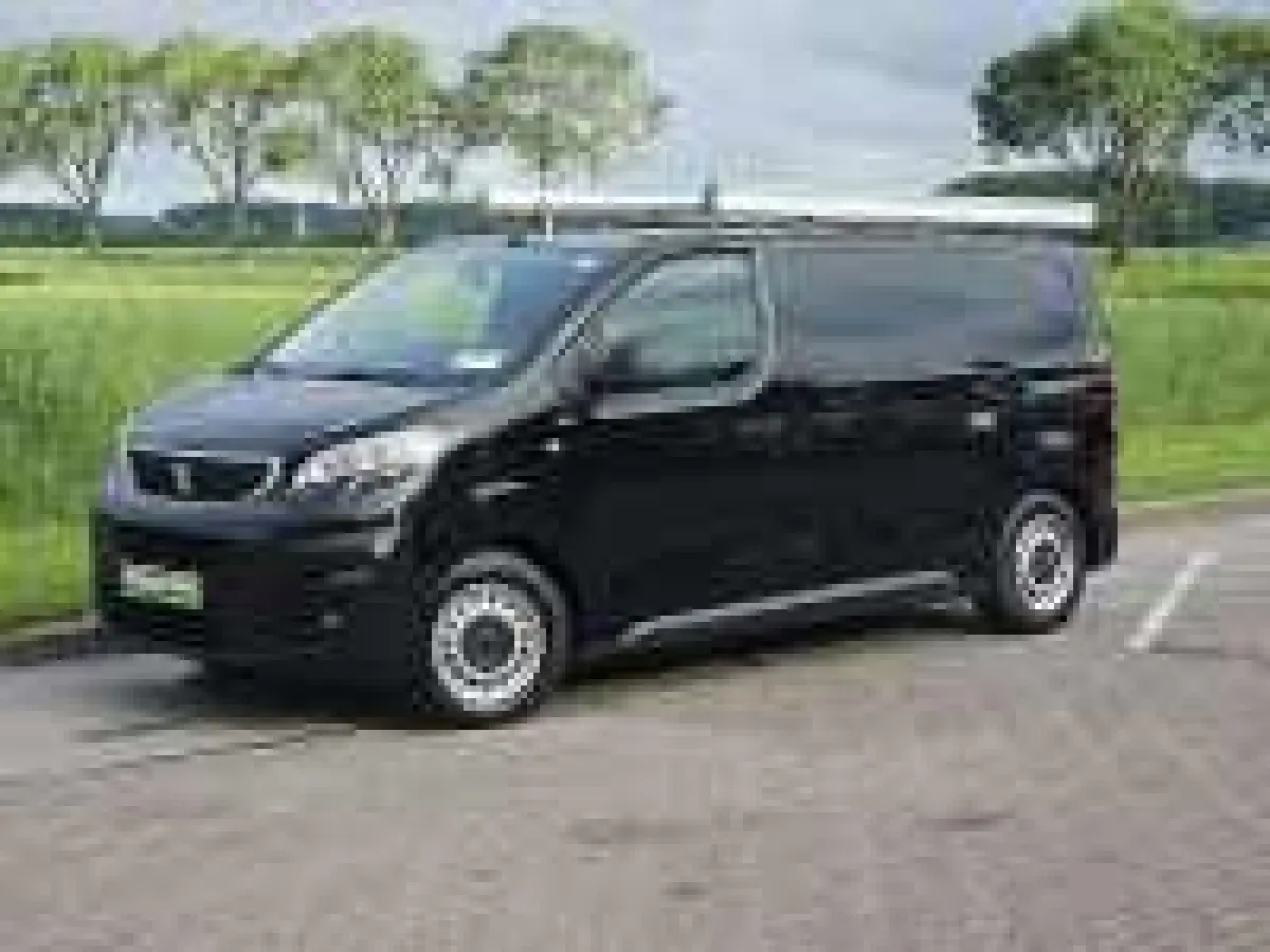 226S 1.6 BlueHDI 95 Premium Airco, Cruise control, Pdc, 3-zits, EURO6, Dubbele schuifdeur, Trekhaak