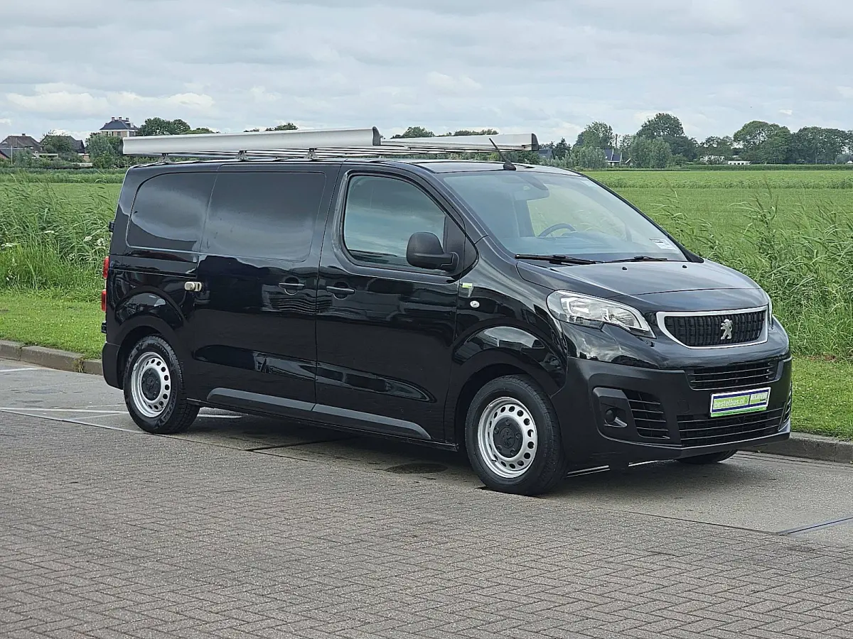 226S 1.6 BlueHDI 95 Premium Airco, Cruise control, Pdc, 3-zits, EURO6, Dubbele schuifdeur, Trekhaak