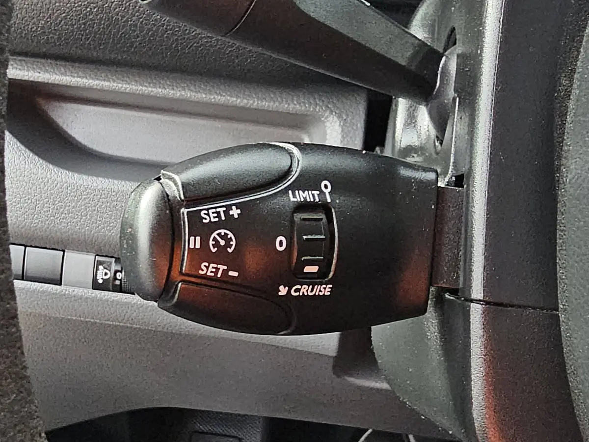226S 1.6 BlueHDI 95 Premium Airco, Cruise control, Pdc, 3-zits, EURO6, Dubbele schuifdeur, Trekhaak