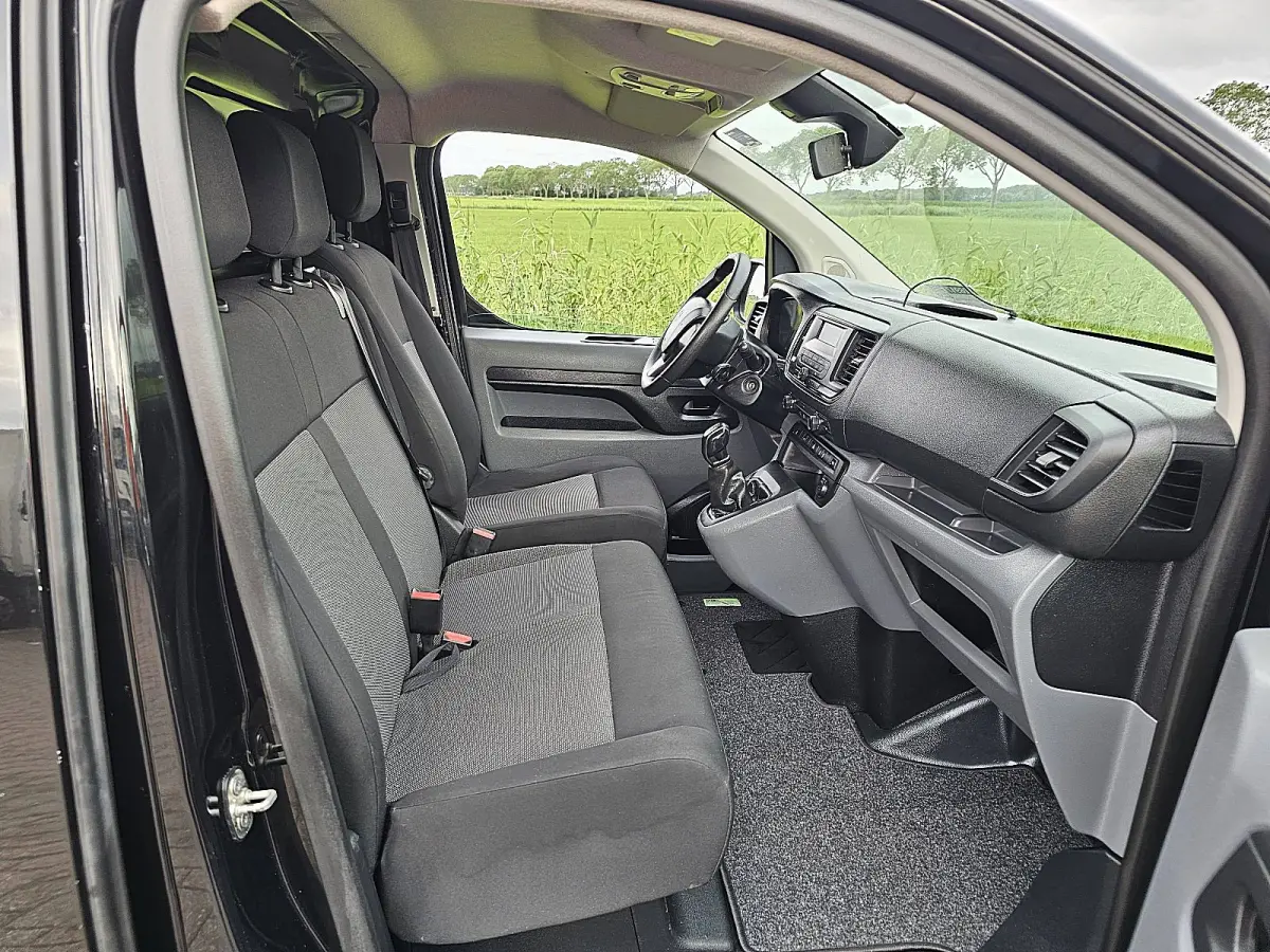 226S 1.6 BlueHDI 95 Premium Airco, Cruise control, Pdc, 3-zits, EURO6, Dubbele schuifdeur, Trekhaak
