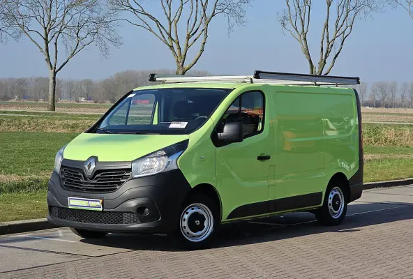 1.6 dCi T29 L1H1 Comfort Energy airco, navi, pdc, imperiaal, trekhaak, kastjes