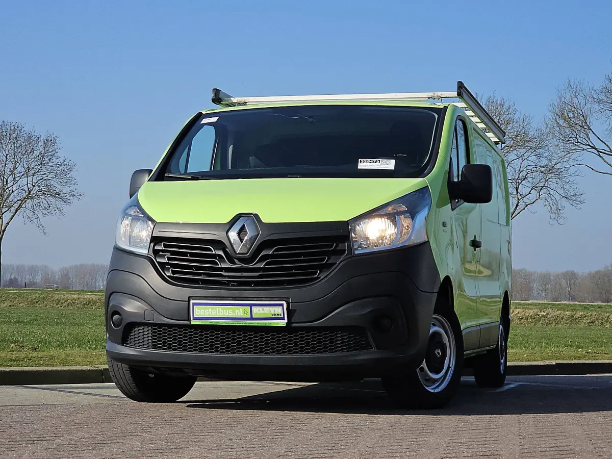 1.6 dCi T29 L1H1 Comfort Energy airco, navi, pdc, imperiaal, trekhaak, kastjes