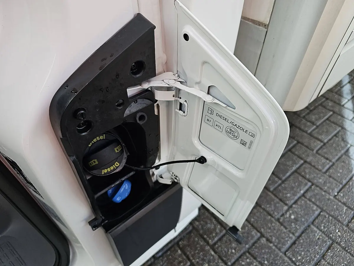 35 2.0 TDI Bakwagen Laadklep Airco Zijdeur Spoiler Lat-om-Lat Betimmerd CruiseControl Carplay 140Pk Euro6!