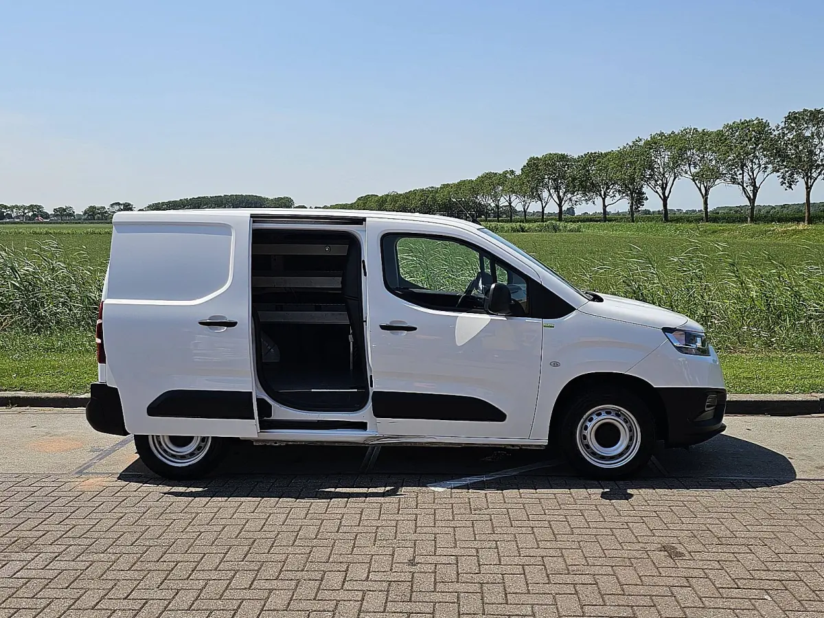 1.5 D-4D Cool Comfort 1.5 L1 NAP Euro6 AC 102Pk 1e Eigenaar Oh-Historie