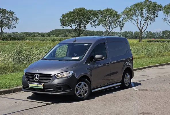 110 CDI L1 Cruise control, Airco, Pdc, Carplay, Navi, Camera