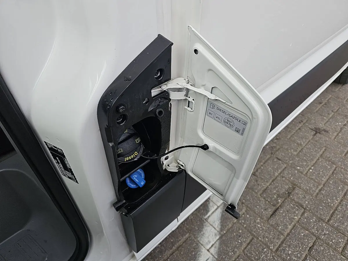 35 L3H3 140Pk Automaat Trekhaak Camera CarPlay Euro6!