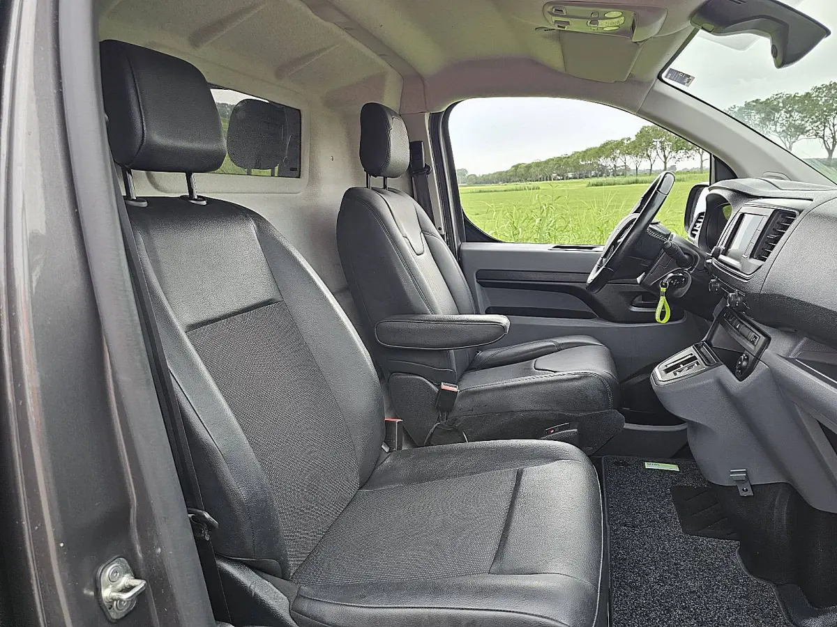 Standard Premium 75 kWh L2, 330Km WLTP, Snelladen, Cruise control, Airco, Pdc, Carplay, Camera, 1e Eigenaar, Oh-Historie