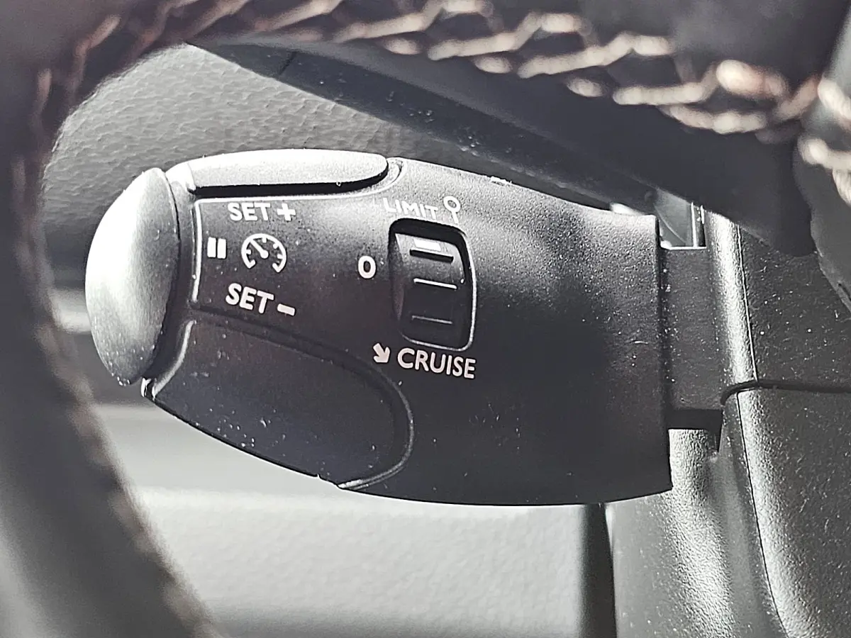 Standard Premium 75 kWh L2, 330Km WLTP, Snelladen, Cruise control, Airco, Pdc, Carplay, Camera, 1e Eigenaar, Oh-Historie