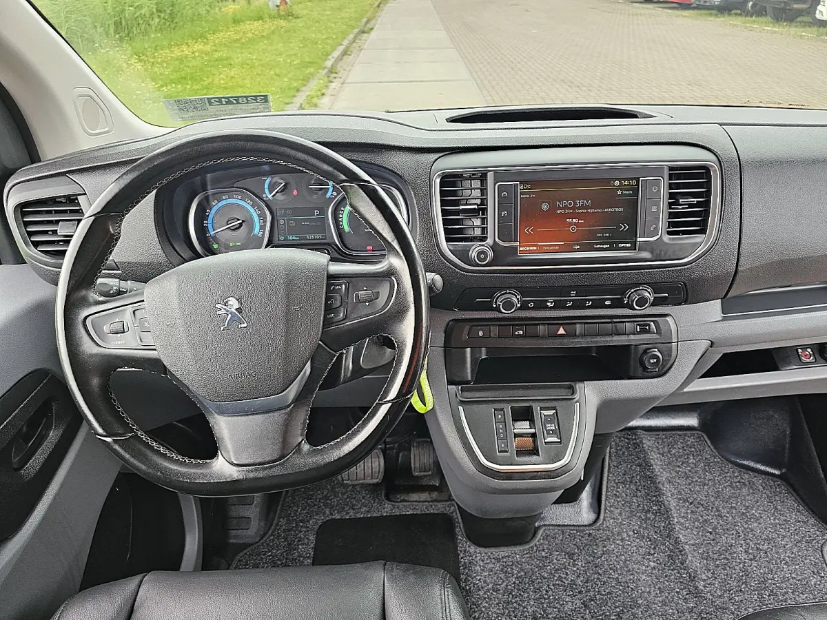 Standard Premium 75 kWh L2, 330Km WLTP, Snelladen, Cruise control, Airco, Pdc, Carplay, Camera, 1e Eigenaar, Oh-Historie