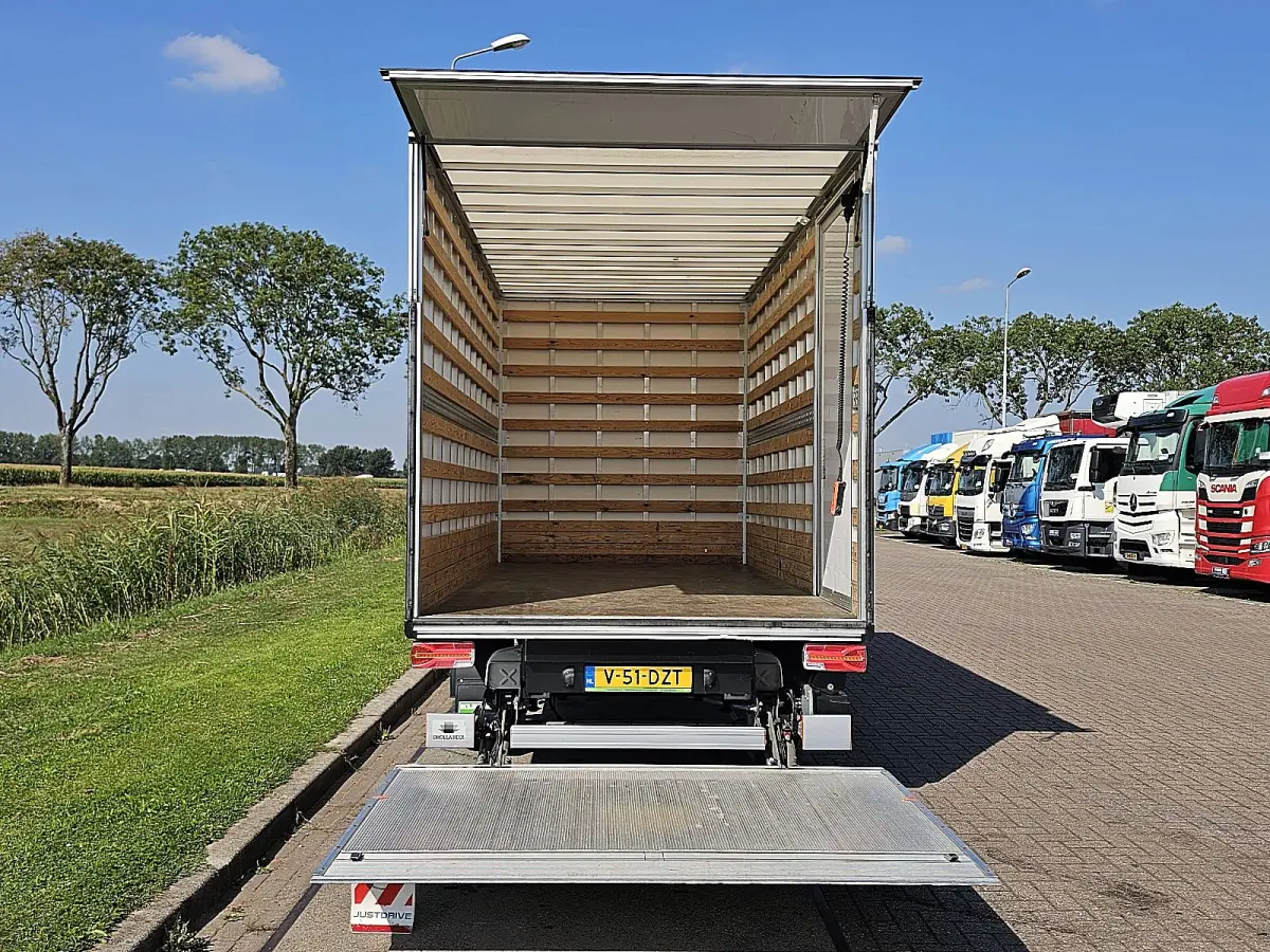 35 2.0 TDI L4 Trendline Cruise control, Airco, Gesloten laadbak, Dhollandia laadklep, Zijdeur, Spoiler
