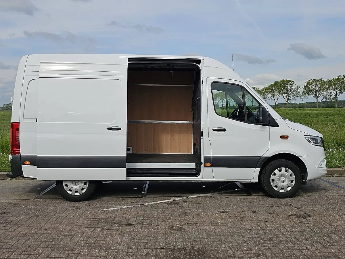 315 1.9 CDI L2H2 Pro L2H2 LED Mbux RWD Euro6 Airco Automaat Facelift Navi BPM-Vrij 170Pk Euro6 Camera