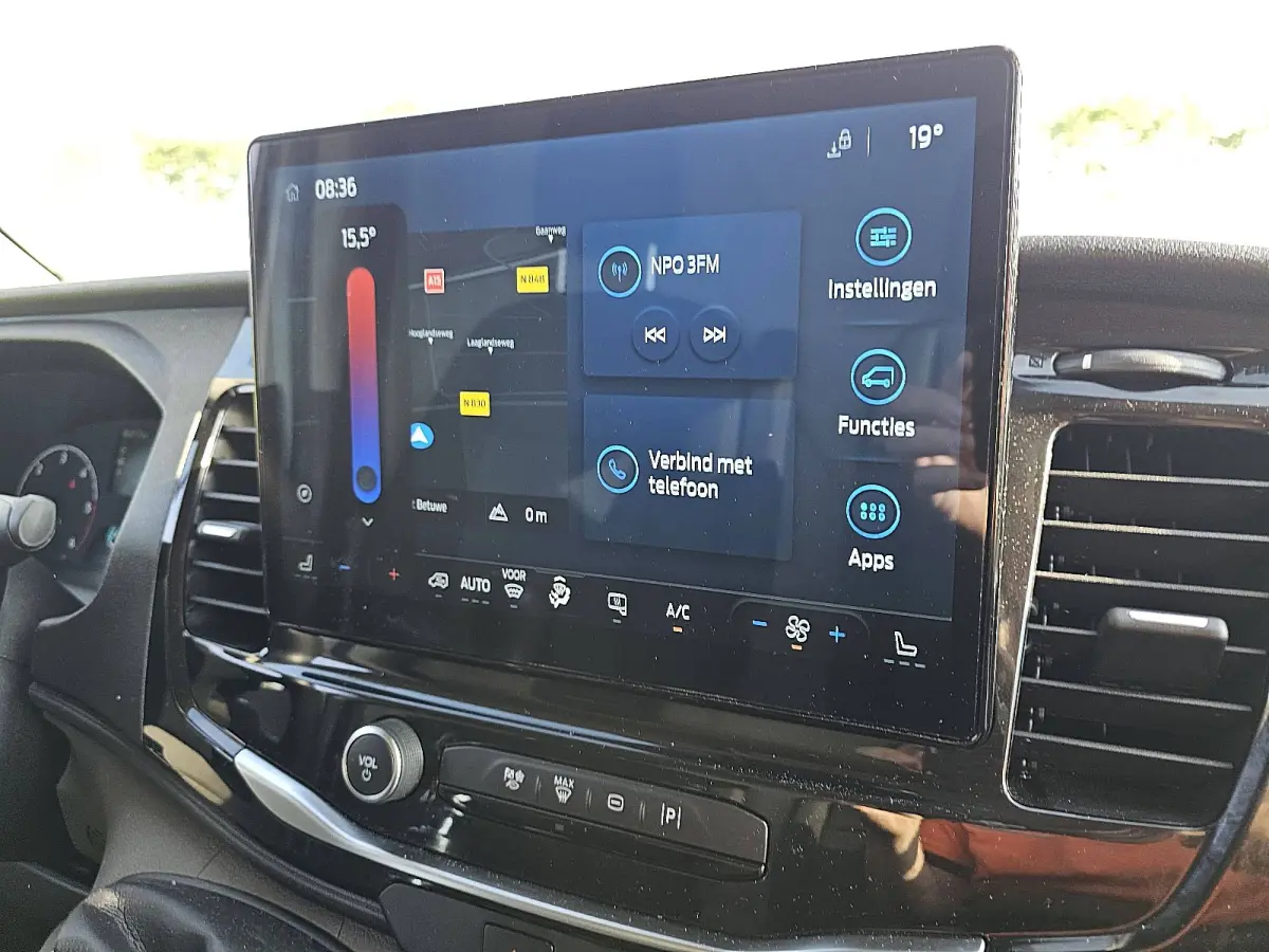 350 2.0 TDCI L4H3 Trend 131pk | Camera | Navi | Verlengde Fabrieksgarantie | Parkeersensoren | 3zits | 256° deuren