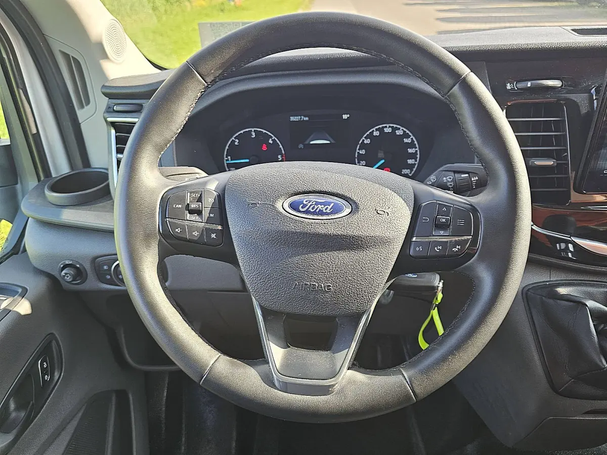 350 2.0 TDCI L4H3 Trend 131pk | Camera | Navi | Verlengde Fabrieksgarantie | Parkeersensoren | 3zits | 256° deuren