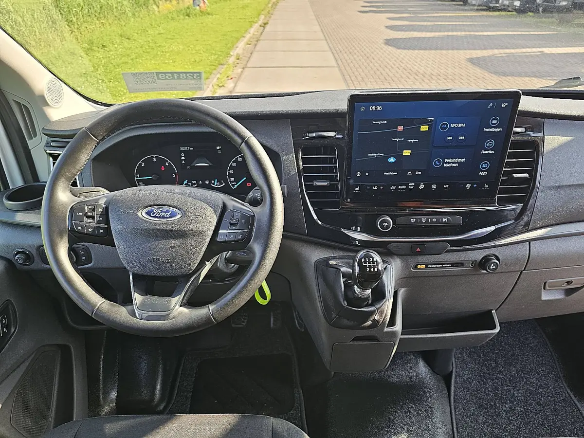 350 2.0 TDCI L4H3 Trend 131pk | Camera | Navi | Verlengde Fabrieksgarantie | Parkeersensoren | 3zits | 256° deuren
