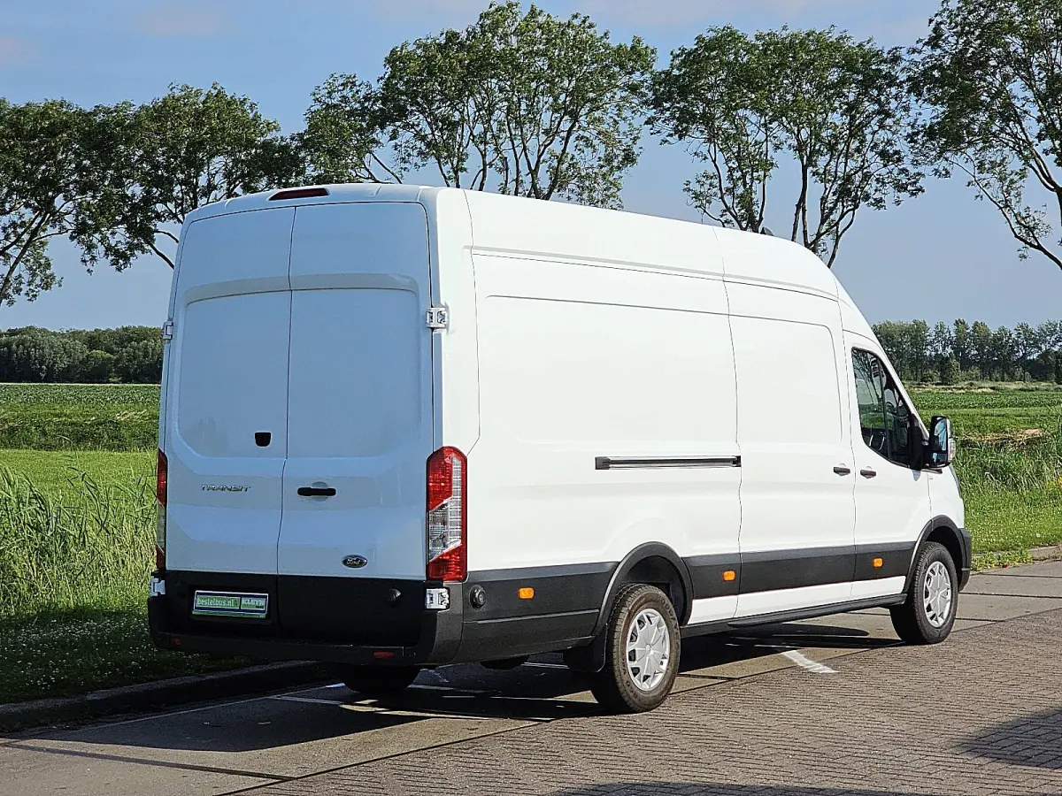350 2.0 TDCI L4H3 Trend 131pk | Camera | Navi | Verlengde Fabrieksgarantie | Parkeersensoren | 3zits | 256° deuren