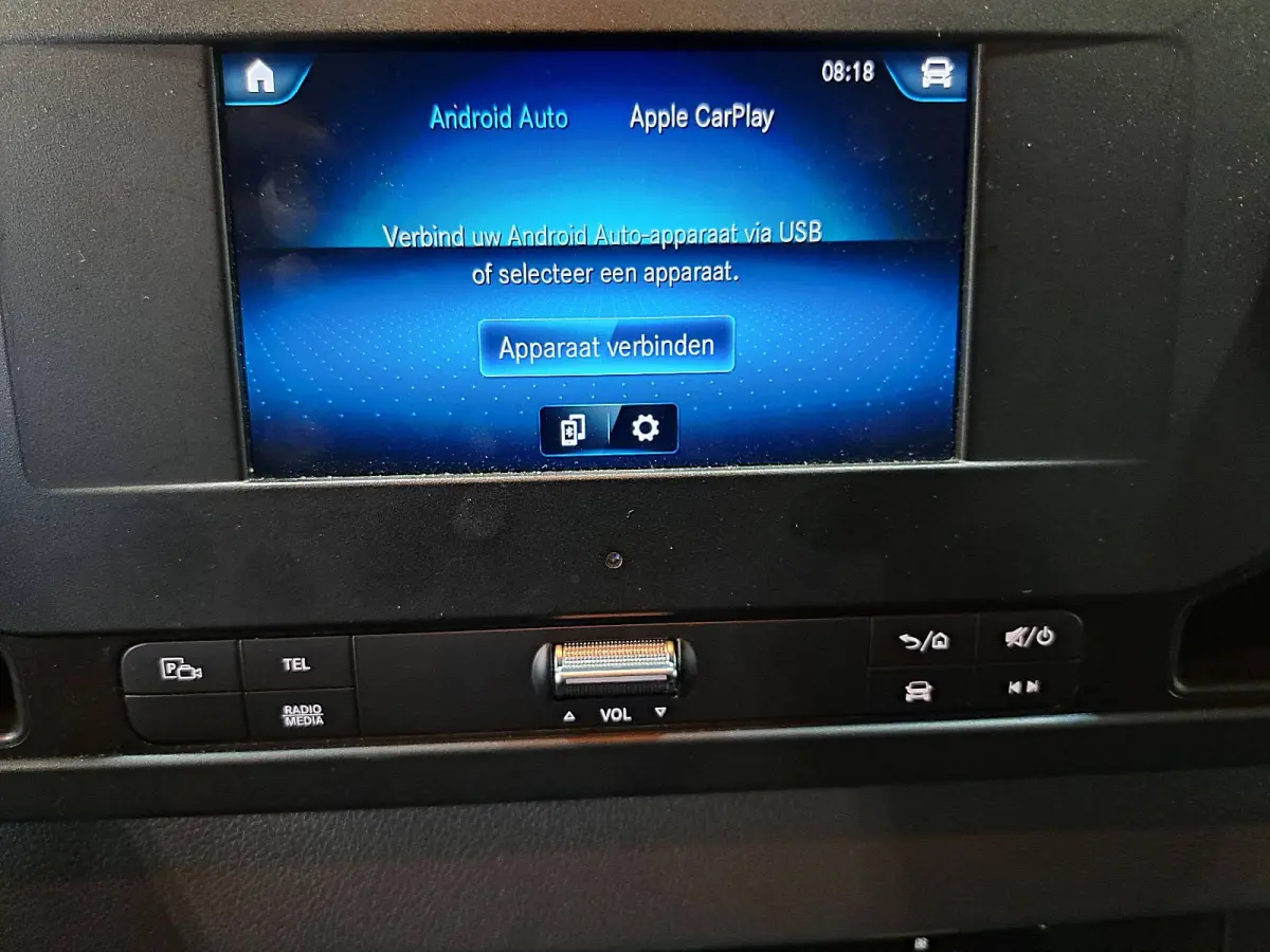 315 L2H1 RWD Koeler carrier, Cruise control, Tachograaf, Pdc, Carplay, 360 Gr.- Camera, Lane-assit, Stoelverwarming, Dodehoek detectie,