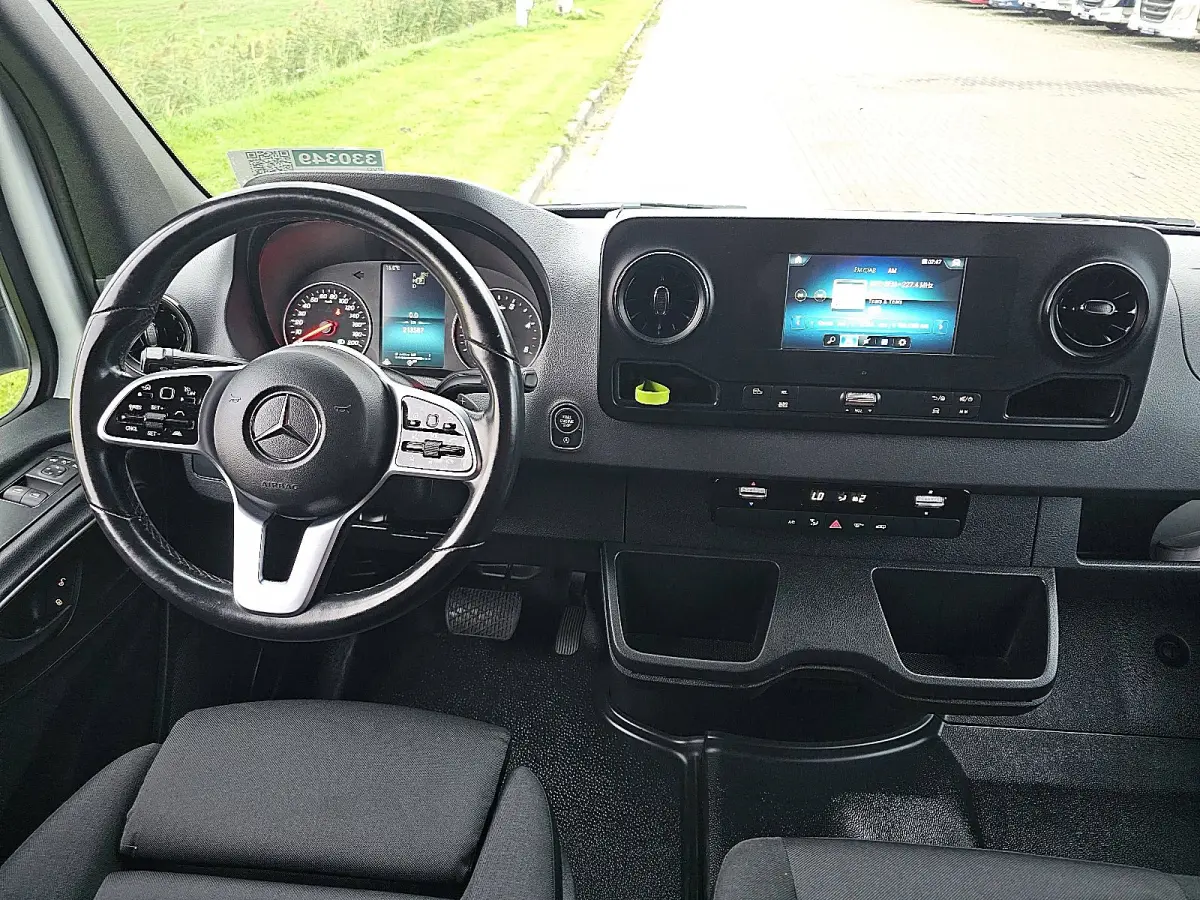 315 L2H2 RWD Cruise control, Airco, Carplay, Camera, Dodehoek detectie, Automaat, Orgineel NL