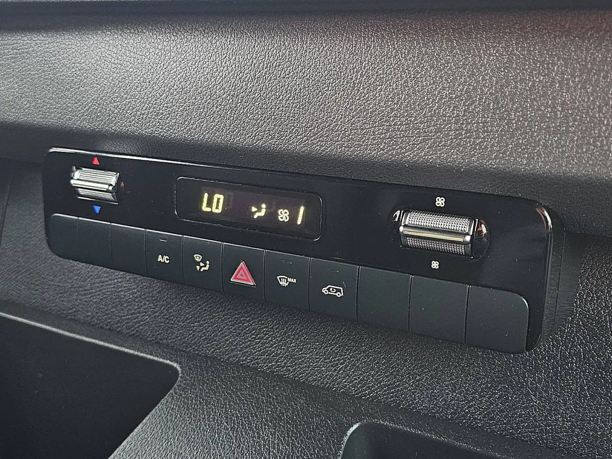 315 L2H2 RWD Cruise control, Airco, Carplay, Camera, Dodehoek detectie, Automaat, Orgineel NL