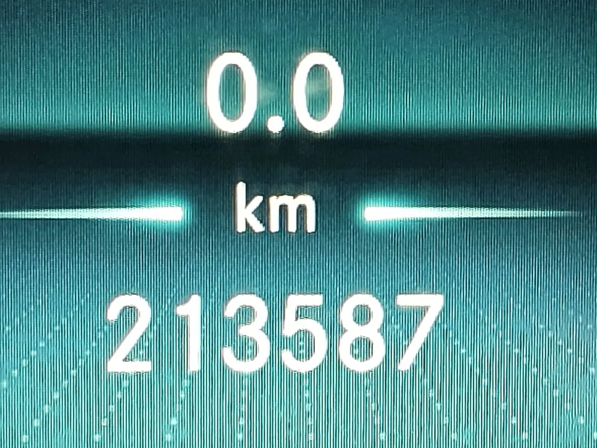315 L2H2 RWD Cruise control, Airco, Carplay, Camera, Dodehoek detectie, Automaat, Orgineel NL