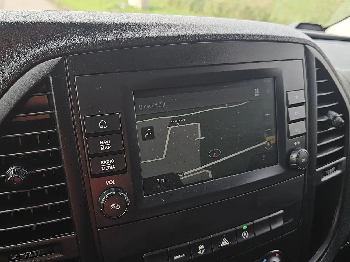 114 CDI L2H1 Cruise control, Airco, Pdc, Carplay, Navi, Camera, Led, Lane-assist, Stoelverwarming, Werkplaats-Inrichting, Achterdeuren, 136 pk, Automaat