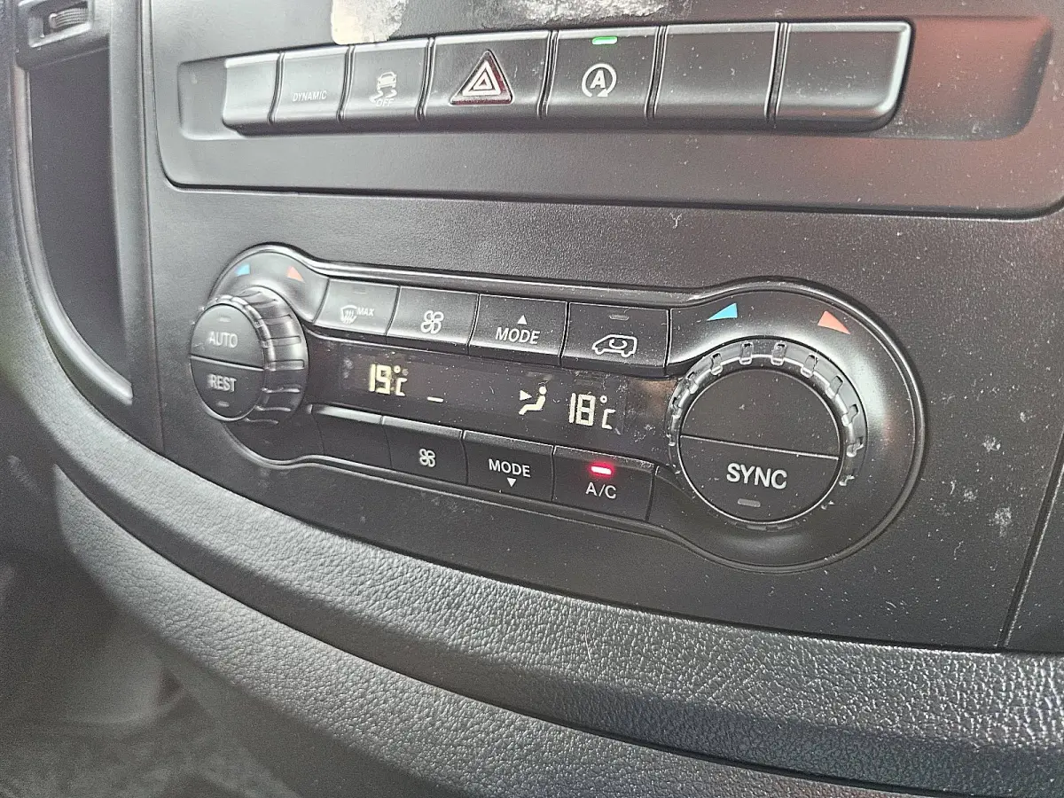 114 CDI L2H1 Cruise control, Airco, Pdc, Carplay, Navi, Camera, Led, Lane-assist, Stoelverwarming, Werkplaats-Inrichting, Achterdeuren, 136 pk, Automaat