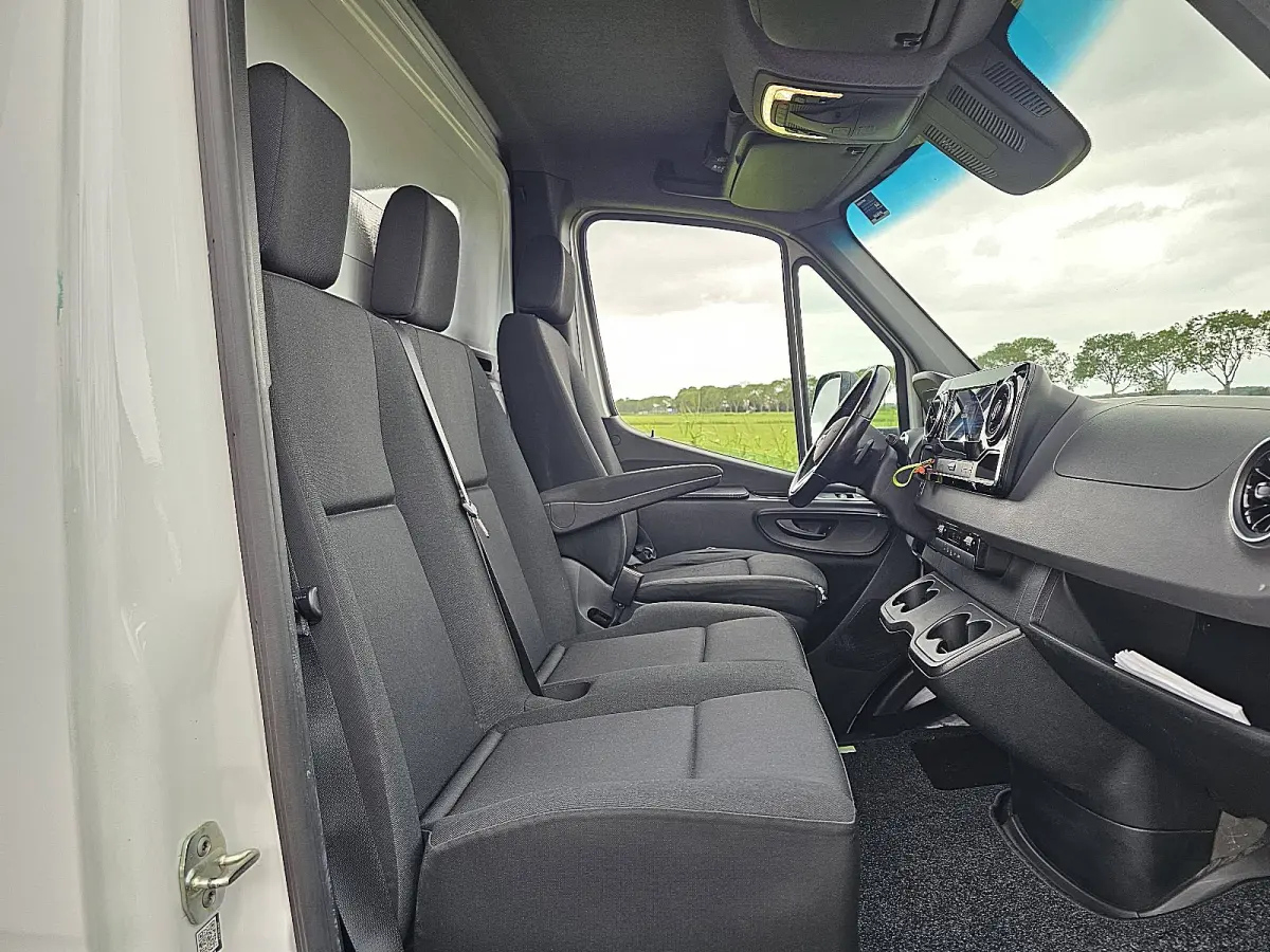 316 2.2 CDI EURO VI-D Bakwagen Laadklep Zijdeur Spoiler Automaat Lat-om-Lat Betimmerd Euro6 Navi 163Pk Dubbellucht NAP