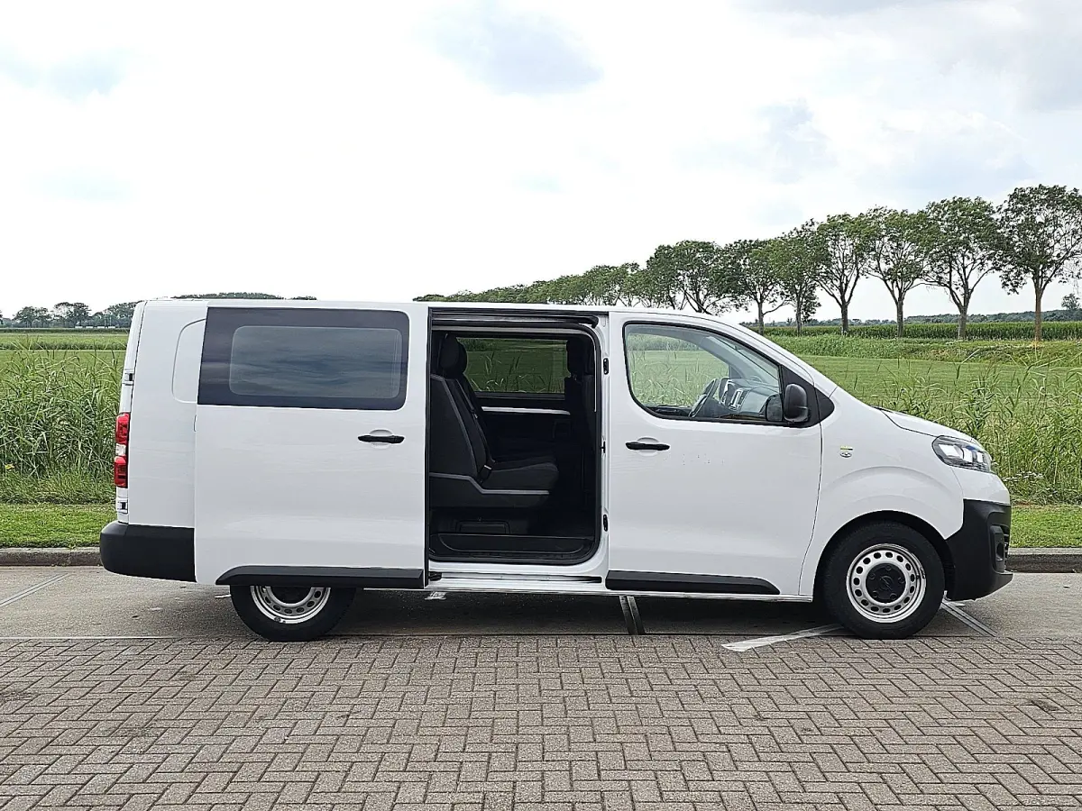 2.0 Diesel 145 L3 DC XL, dubbele cabine, airco, navi, pdcl, trekhaak