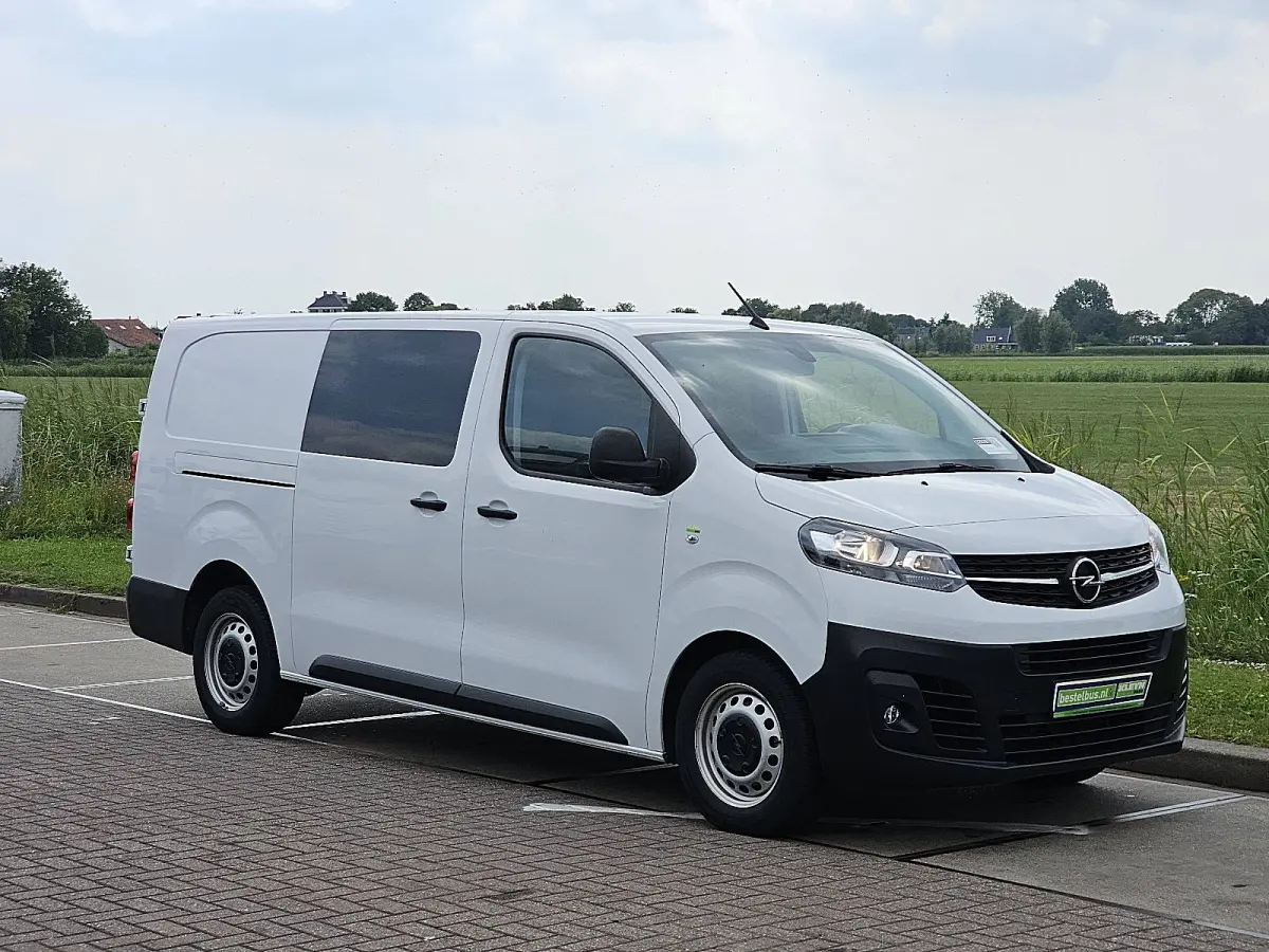 2.0 Diesel 145 L3 DC XL, dubbele cabine, airco, navi, pdcl, trekhaak