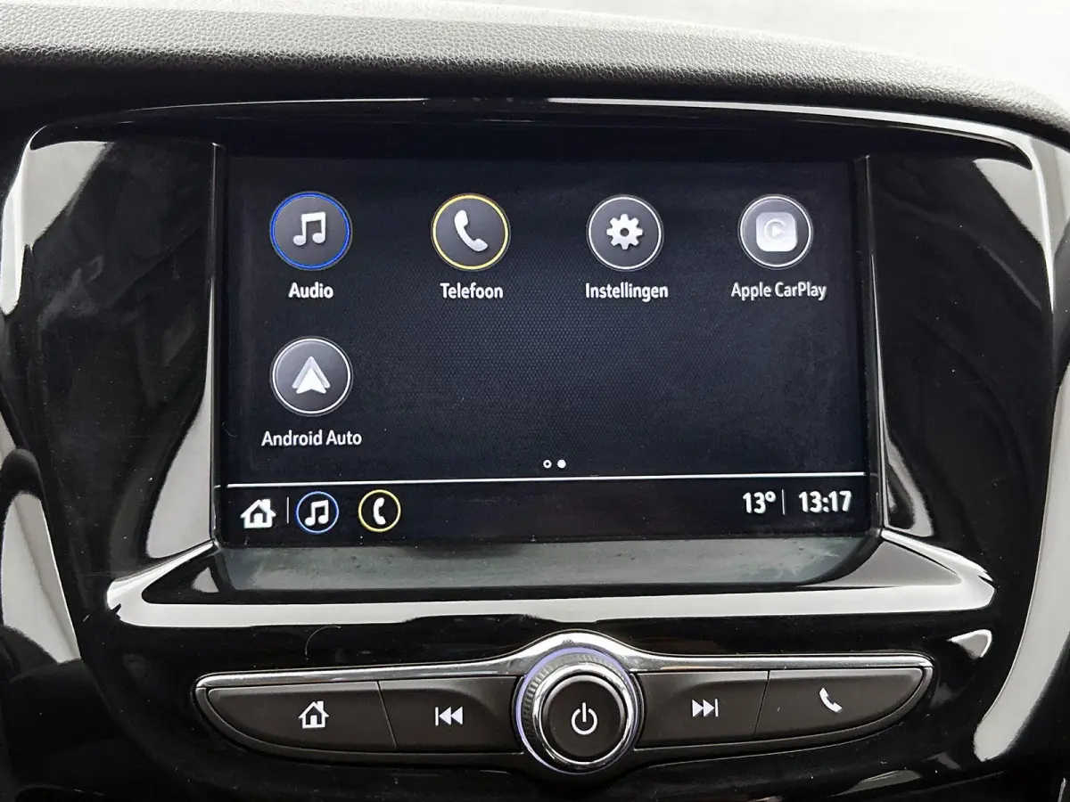 1.0 72pk Online Edition | Apple Carplay/Android Auto | Airco | Cruise Control | IsoFix | 15"LMV |