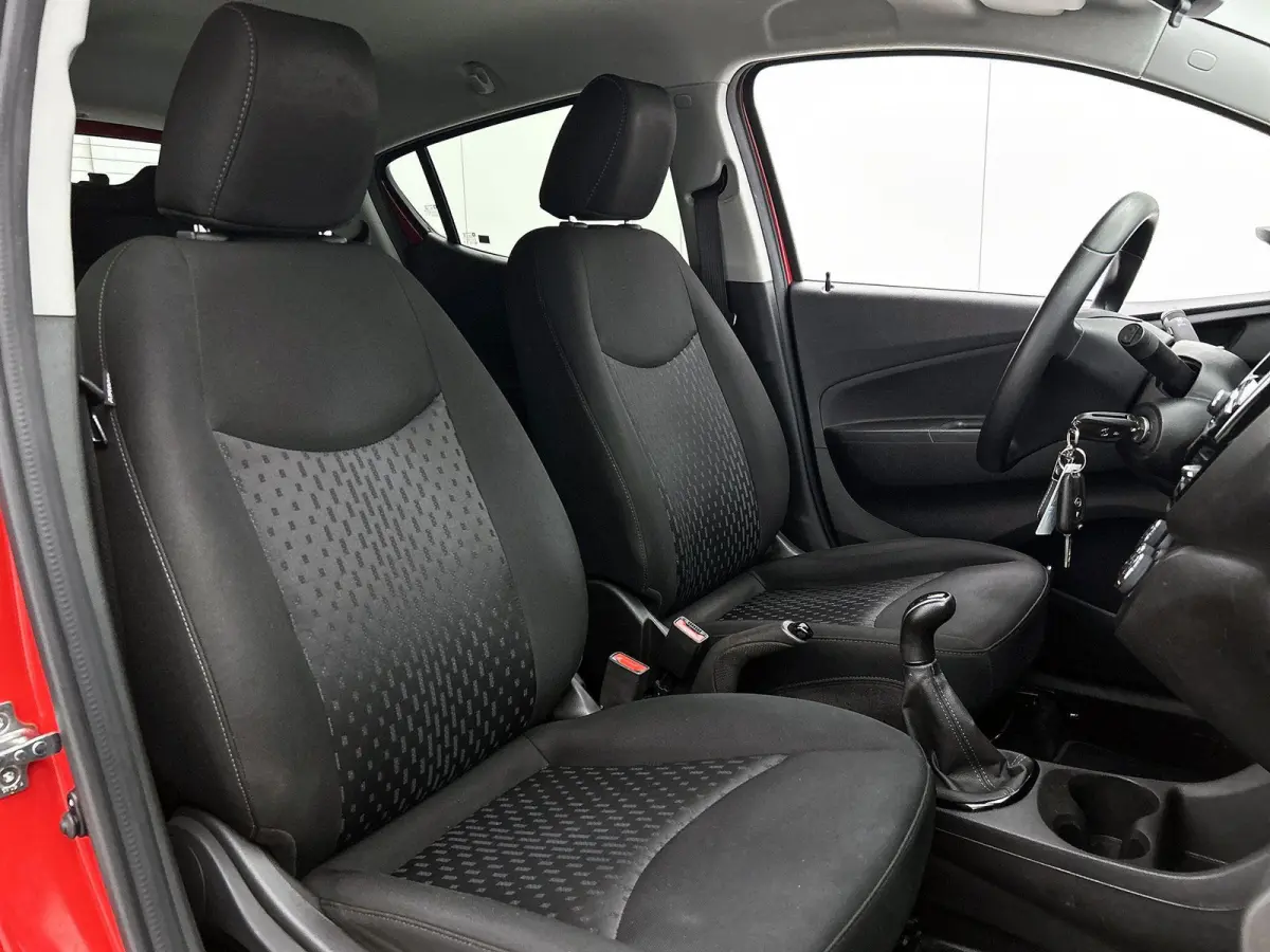 1.0 72pk Online Edition | Apple Carplay/Android Auto | Airco | Cruise Control | IsoFix | 15"LMV |