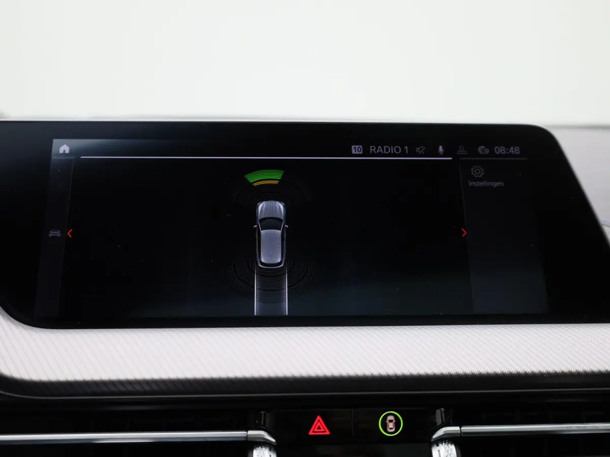 118i Executive | AUTOMAAT | CARPLAY | LICHTMETALEN VELGEN | 12 MAANDEN BOVAGGARANTIE |