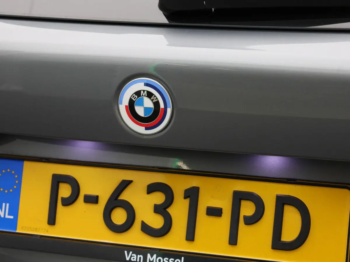 118i Executive | AUTOMAAT | CARPLAY | LICHTMETALEN VELGEN | 12 MAANDEN BOVAGGARANTIE |