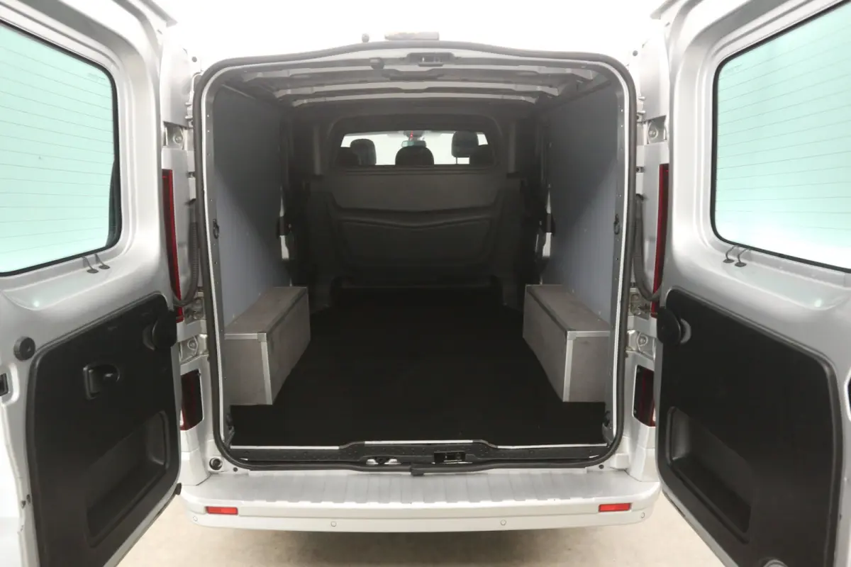 1.6 CDTI IRMSCHER 146PK L2H1 | Dubbele Cabine | Airco | Cruise | Camera | 2xSchuifdeur | Navi | LED