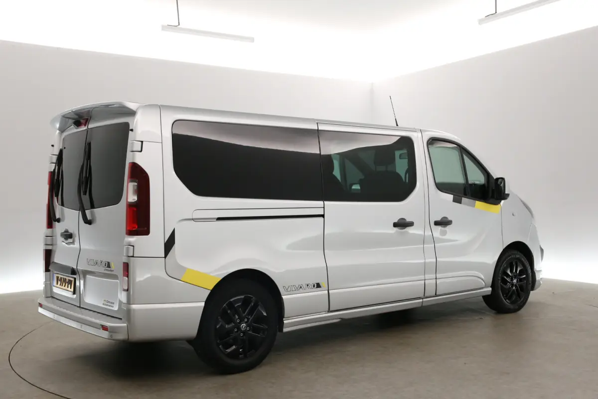 1.6 CDTI IRMSCHER 146PK L2H1 | Dubbele Cabine | Airco | Cruise | Camera | 2xSchuifdeur | Navi | LED