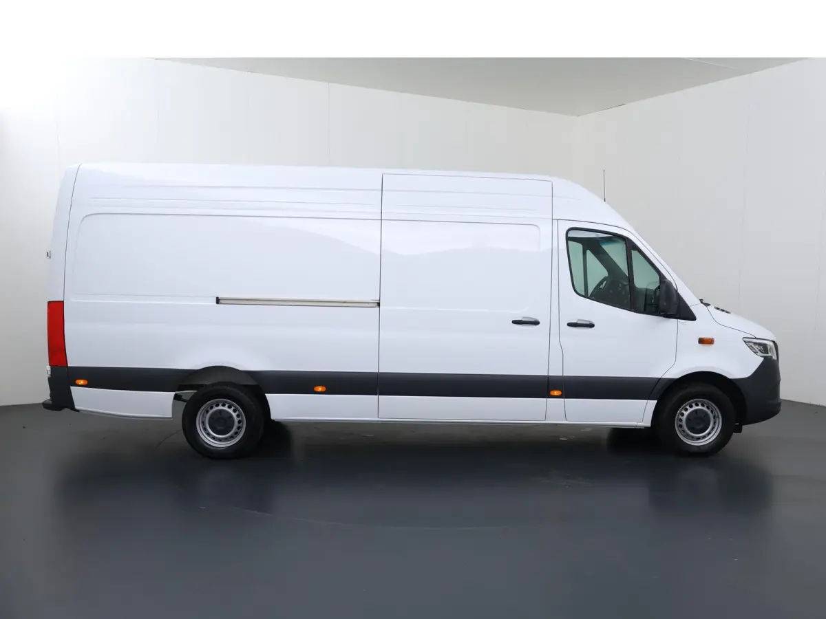 317 CDI | AUT. | L3 H2 | LED KOPLAMPEN | 3-ZITS | NAVIGATIE | PARKEERCAMERA | STOELVERWARMING | CERTIFIED