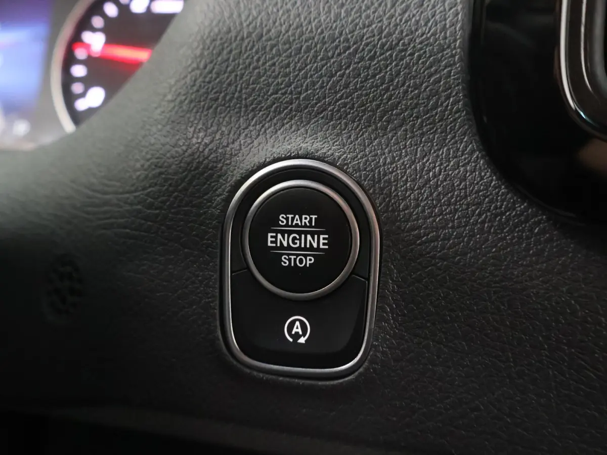 317 CDI | AUT. | L3 H2 | LED KOPLAMPEN | 3-ZITS | NAVIGATIE | PARKEERCAMERA | STOELVERWARMING | CERTIFIED