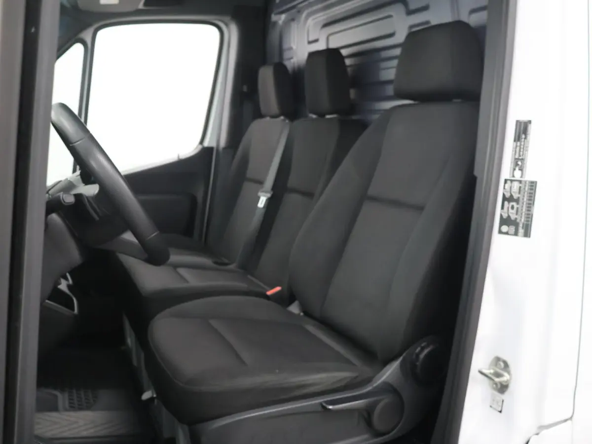 317 CDI | AUT. | L3 H2 | LED KOPLAMPEN | 3-ZITS | NAVIGATIE | PARKEERCAMERA | STOELVERWARMING | CERTIFIED