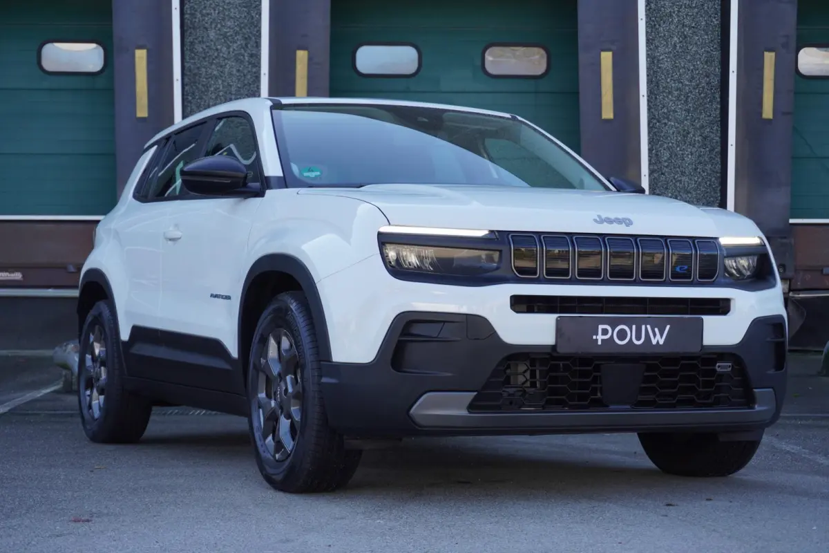 156pk Longitude 54 kWh | Apple CarPlay / Android Auto | Navigatie | PDC Achter