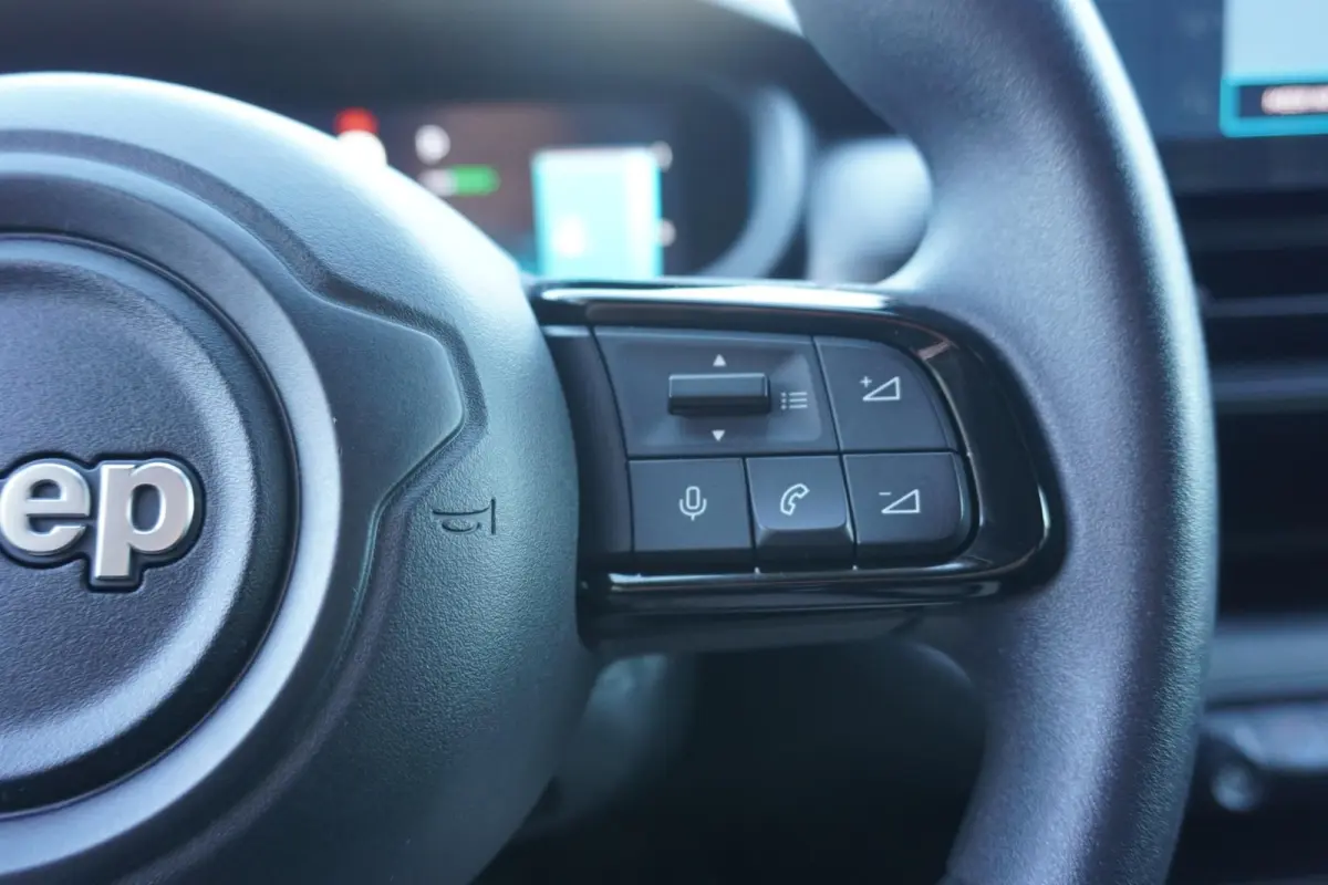 156pk Longitude 54 kWh | Apple CarPlay / Android Auto | Navigatie | PDC Achter