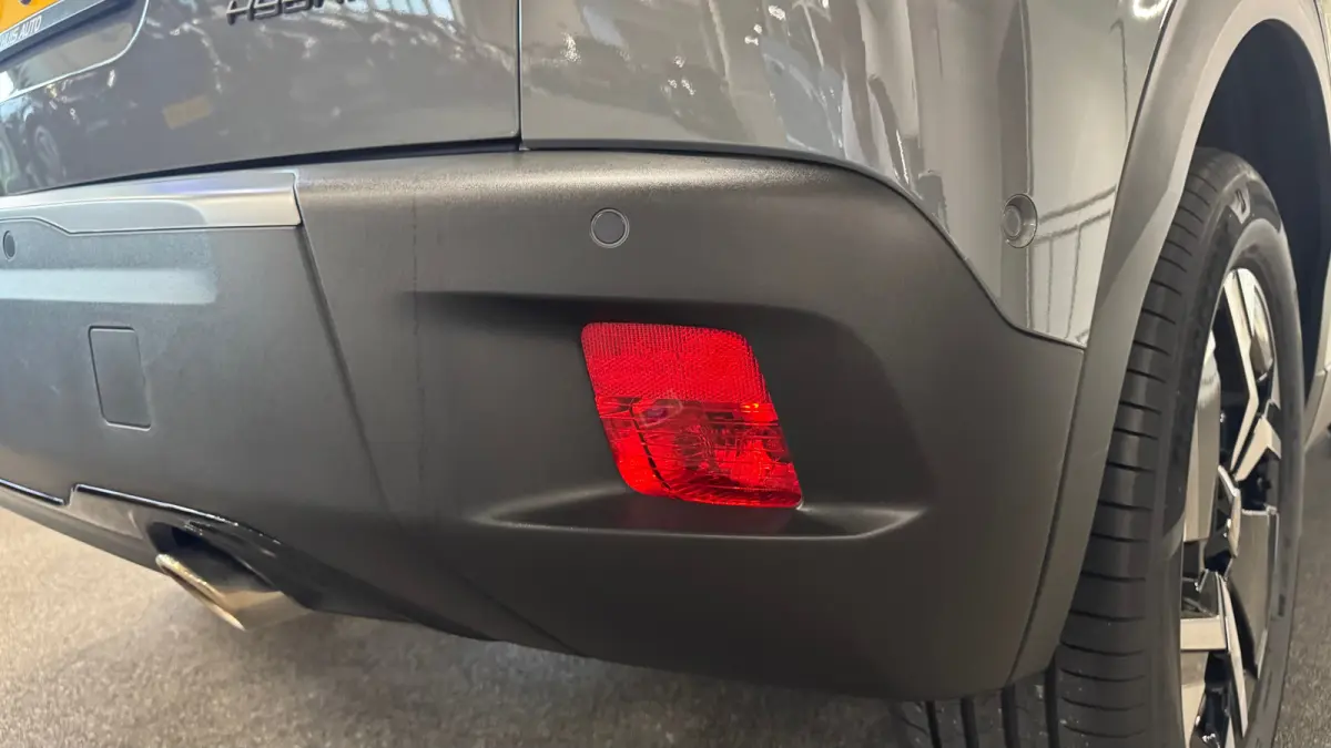 1.2 HYBRID 145PK ALLURE AUTOMAAT / TOT 8 JAAR GARANTIE / NAVI / LEDER / CLIMA / LED / PDC / 17" LMV / KEYLESS / 360 CAMERA / CRUISECONTROL / 1E EIGENAAR / NIEUWSTAAT !!