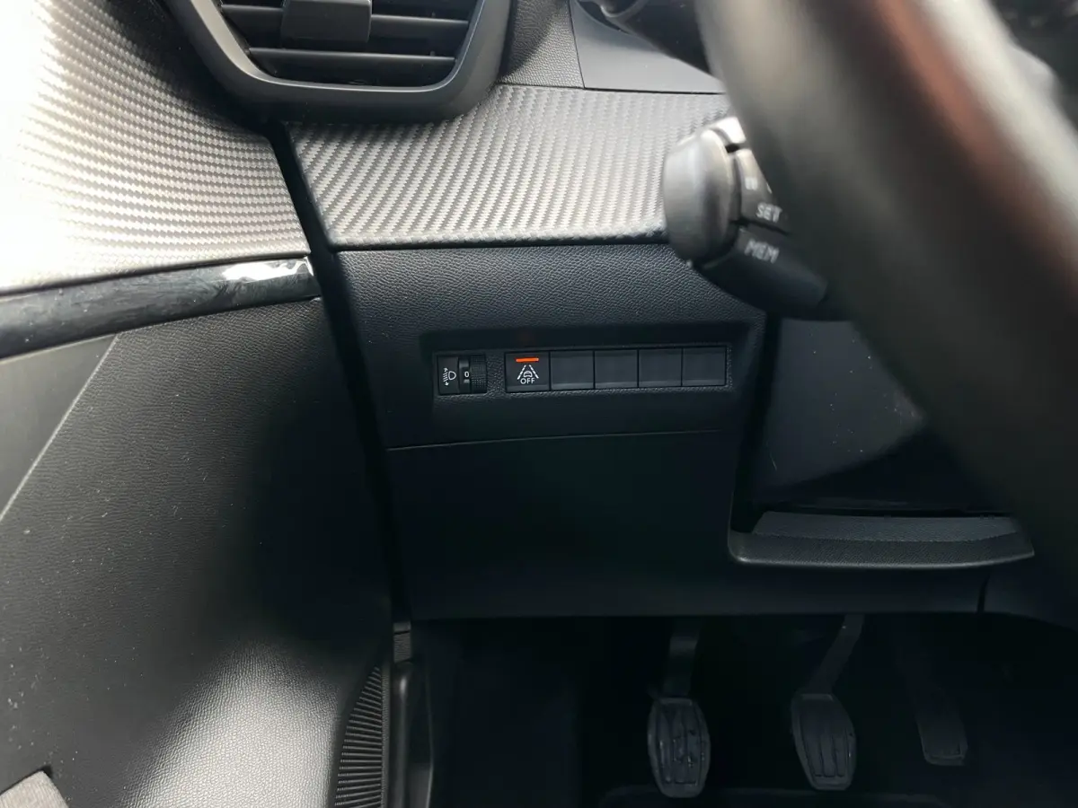 1.2 PureTech Active Pack | 1ste eigenaar | Carplay | PDC |Cruise control | Dealer onderhouden |