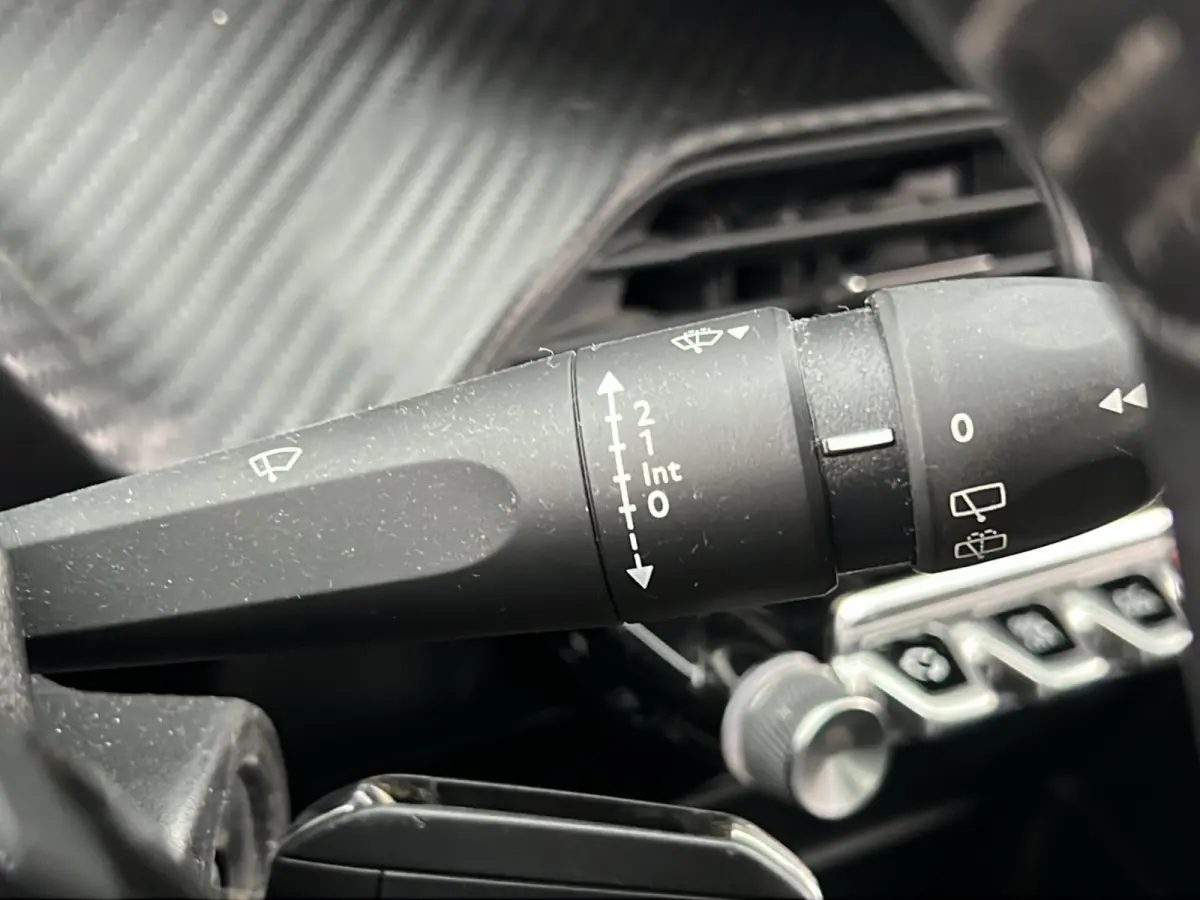 1.2 PureTech Active | Navi | Cruise control | DAB | Airco | Apple carplay |