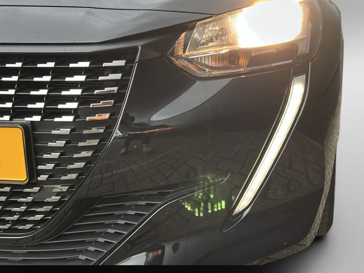 1.2 PureTech Active | Navi | Cruise control | DAB | Airco | Apple carplay |