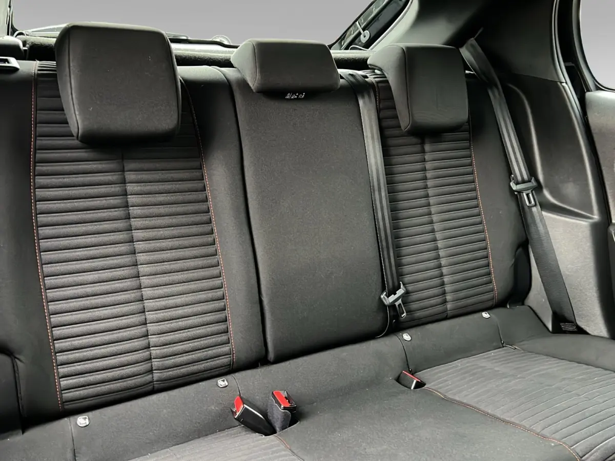 1.2 PureTech Active | Navi | Cruise control | DAB | Airco | Apple carplay |
