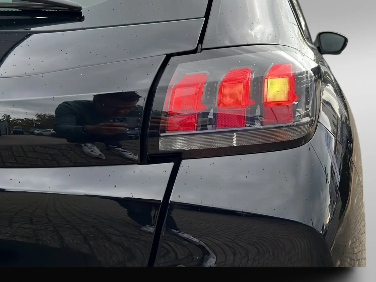 1.2 PureTech Active | Navi | Cruise control | DAB | Airco | Apple carplay |